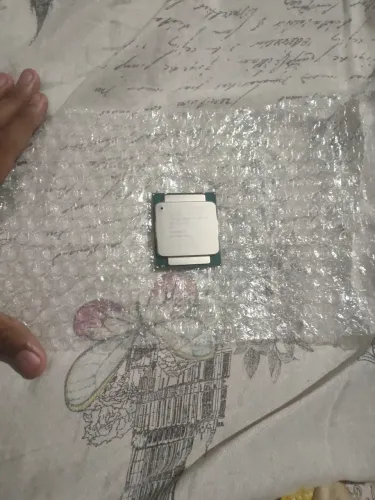 Xenon ainda novo 2640V3