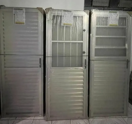 Porta Alumínio - R$509,99 - Falar Com Willian