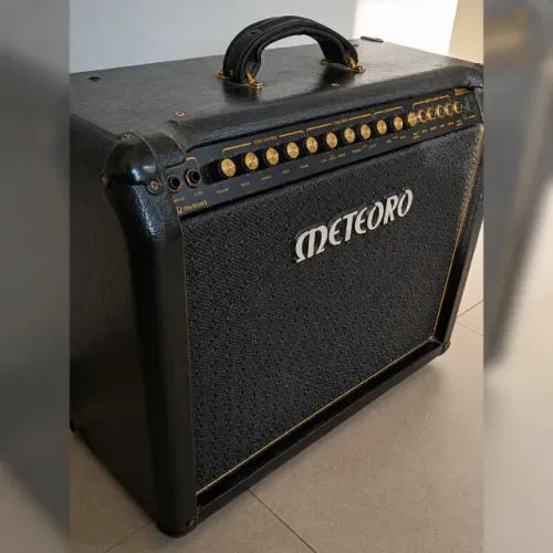 AMP METEORO JAGUAR CHORUS