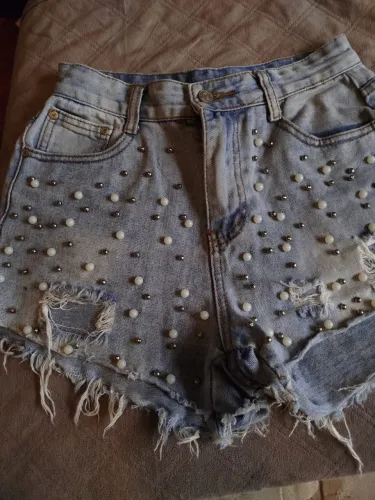 Shorts jeans feminina