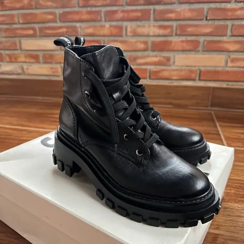 Bota tratorada Schutz