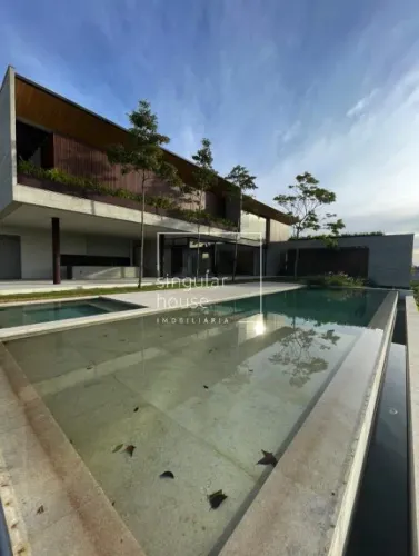 Casa de condomínio Quinta da Baroneza, 6 suítes à venda