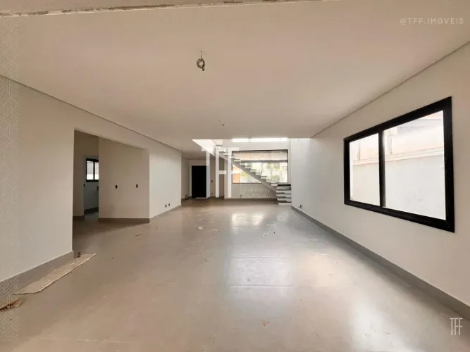 Casa à Venda no Condomínio Figueira Branca - Betel - Paulínia - SP.
