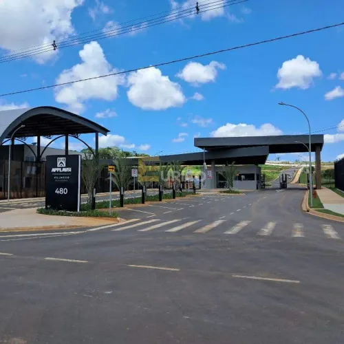 Terreno em Condomínio à venda no Applausi Villagio Engordadouro em Jundiaí/SP