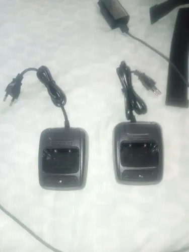 Carregador rádio comunicador