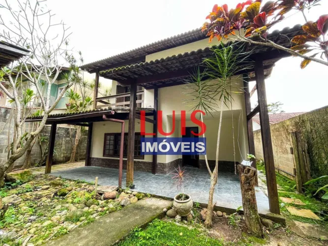 Casa com 3 dormitórios para alugar, 219 m² por R$ 4.000/mês + taxas - Itaipu - Niterói/RJ