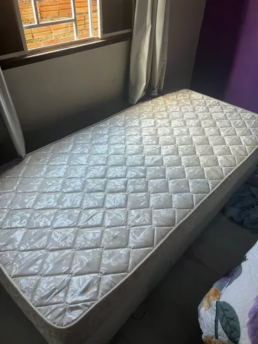 CAMA BOX SOLTEIRO 