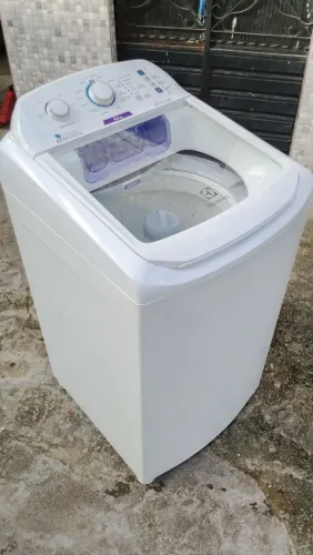 Vendo máquina 8,5kg seme nova