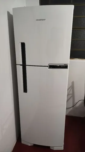 Geladeira Brastemp BRM44HBBNA20 375 Litros