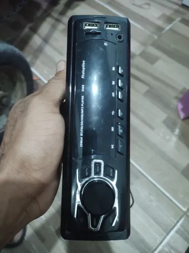 Aparelho de som de carro novo 
