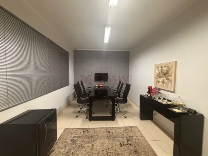 Casa à venda na vila Universitaria, Bauru - SP