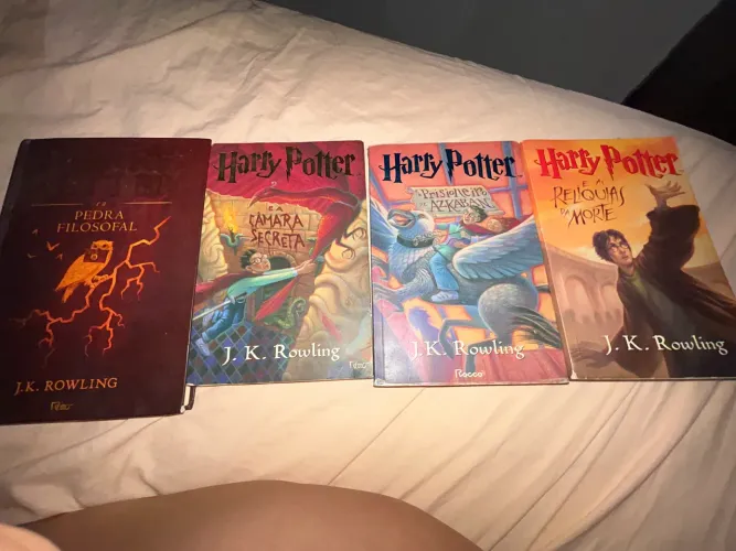 ? Livros Harry Potter - J.K. Rowling