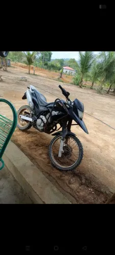 Vendo ou troco XRE 300