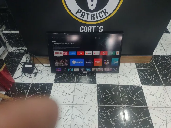 Vendo Smartv Tcl 32 polegadas com Android em estado de nova R$ 750,00