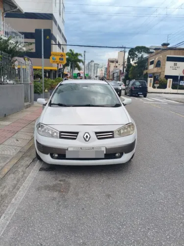 Renault Megane Grand Tour Dynam. Hi-flex 1.6 16V 2013