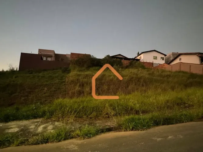 Terreno à venda, 300 m² por R$ 200.000,00 - Colinas de Santa Barbara - Pouso Alegre/MG
