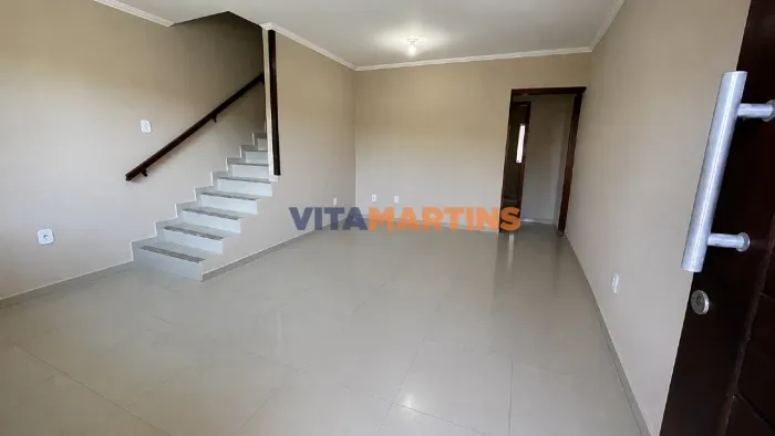 Casa duplex independente com 4 quartos à venda no Novo Portinho em Cabo Frio - Por R$ 950.
