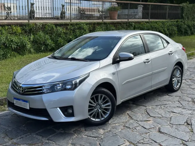 Toyota Corolla GLI 1.8 Flex 16V Aut. 2016