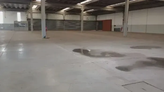 Galpão/Depósito/Armazém para aluguel 22 Docas com 6330 metros quadrados