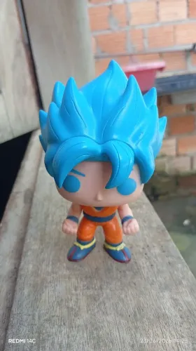 Funko pop do Goku super Sayajin blue 