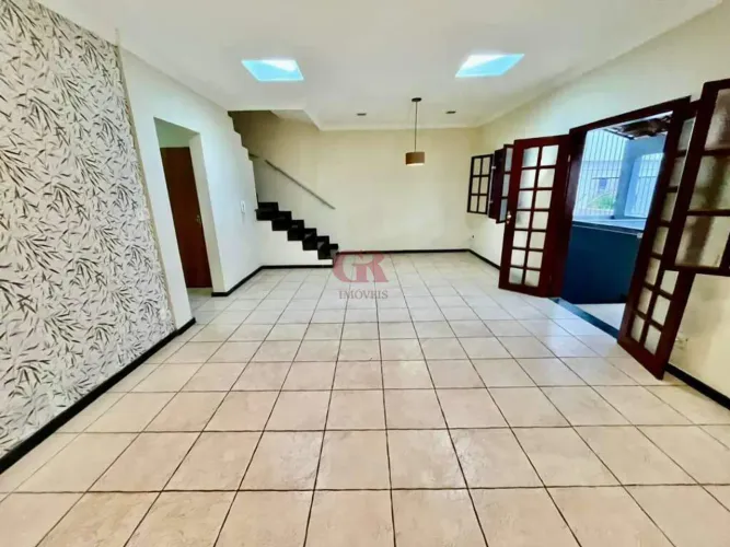 Casa à venda, 3 quartos, 1 suíte, 4 vagas, Buritis - Belo Horizonte/MG