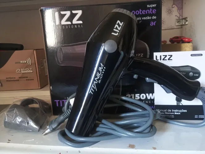 Secador Profissional LIZZ - Linha Titanium Black