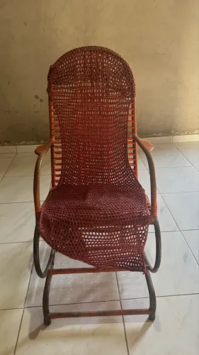 CADEIRA DE BALANÇO