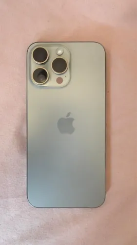 iPhone 15 Pro Max 512GB - Titânio Natural