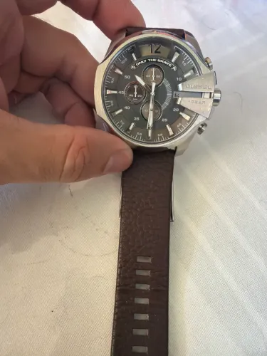 Relógio Masculino Diesel Dz4290 Couro 100%  original cor da correia marrom