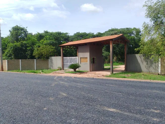 TERRENO ESCRITURADO EM COND. NO COXIPÓ DO OURO COM ACESSO AO RIO COXIPÓ