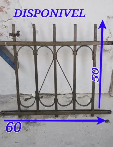Grade para janela de banheiro 60x50