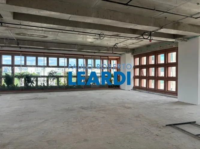 CONJ. COMERCIAL - ITAIM BIBI - SP