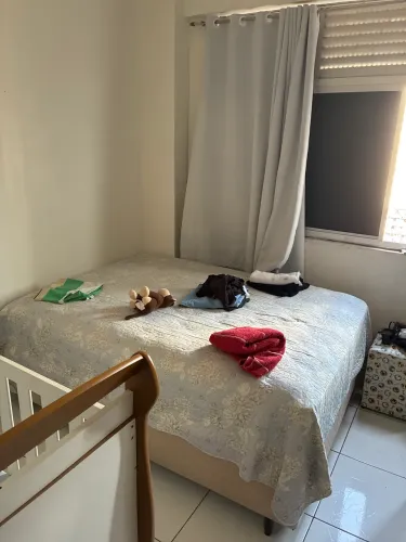 Cama box em excelente estado