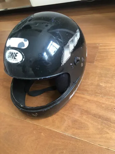Capacete One USADO Antigo
