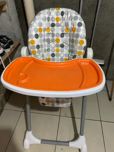 Cadeira de alimentação