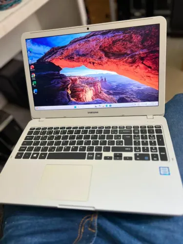 Notebook Samsung book i3 