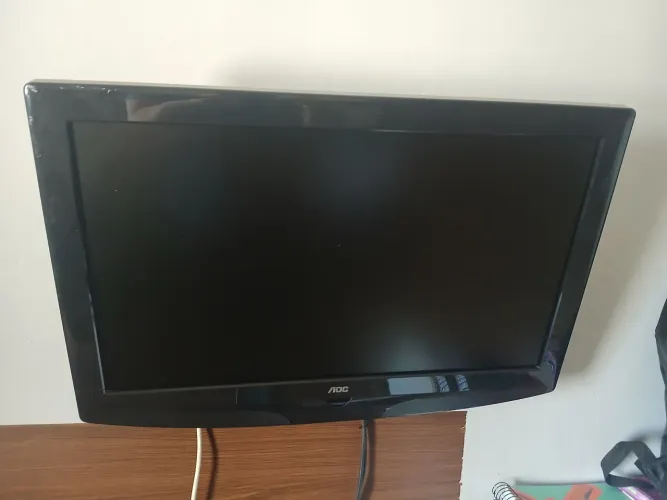 TV AOC