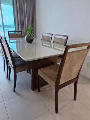 CONJUNTO DE 6 CADEIRAS DE MADEIRA MACIÇA