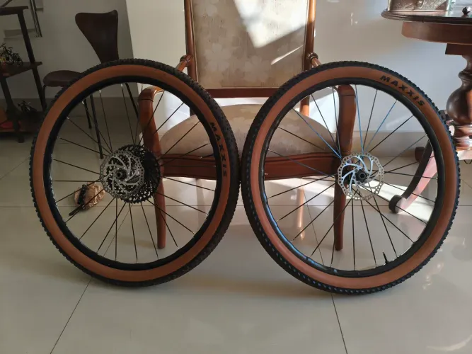 Rodas Mavic Crossmax aro 29