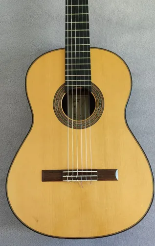 Violão Luthier Claudio Arone 2009