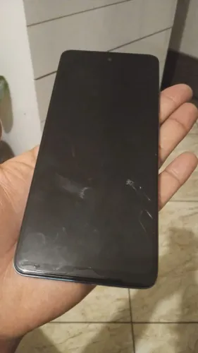 Troco em iPhone 11 com volta de 200