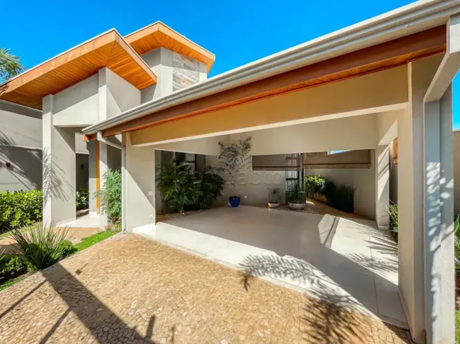 Casa com 3 Quartos | Piscina com Ofurô | Energia Solar | Área Gourmet Completa