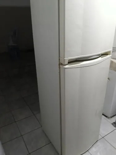 Geladeira borracha da porta ruim