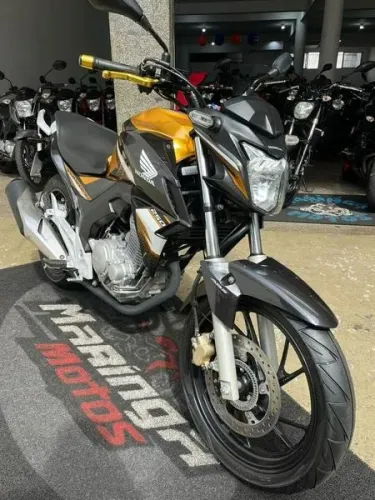 Honda CB Twister 250f 2020 impecável! Vale a pena conferir.