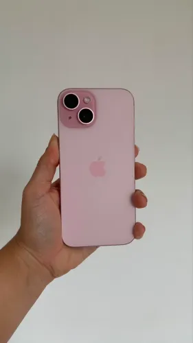 iPhone 15
