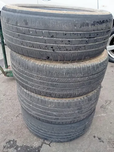 Pneu 225/55 r18