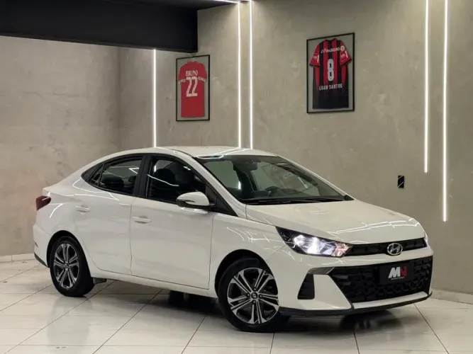 Hyundai HB20S Comfort Plus 1.0 TB Flex 12V AUT 2024