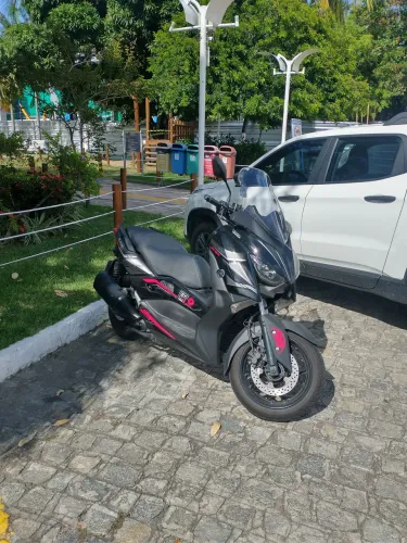 OPORTUNIDADE XMax Darth Vader excelente, super conservada, série especial e limitada 