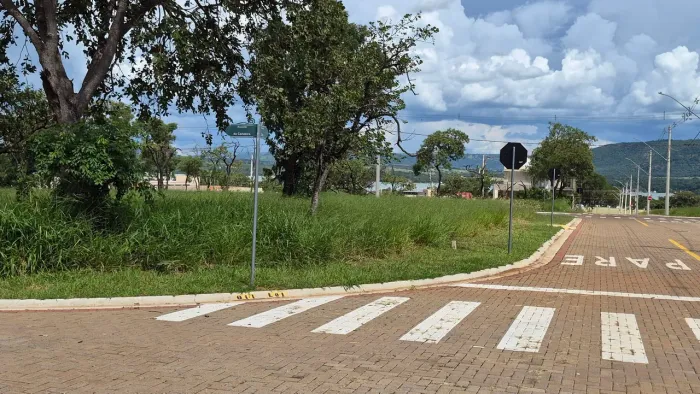 Lote de esquina condomínio Ecoville Rifaina