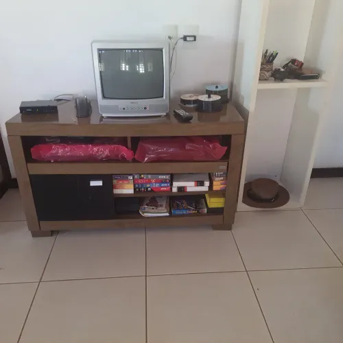 Tv 14pol com conversor digital e rack